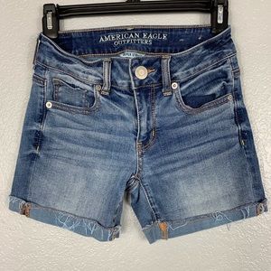 American Eagle super stretch midi denim shorts